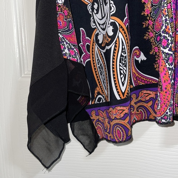 Super cute tunic by Nygard size Medium - Picture 4 of 8